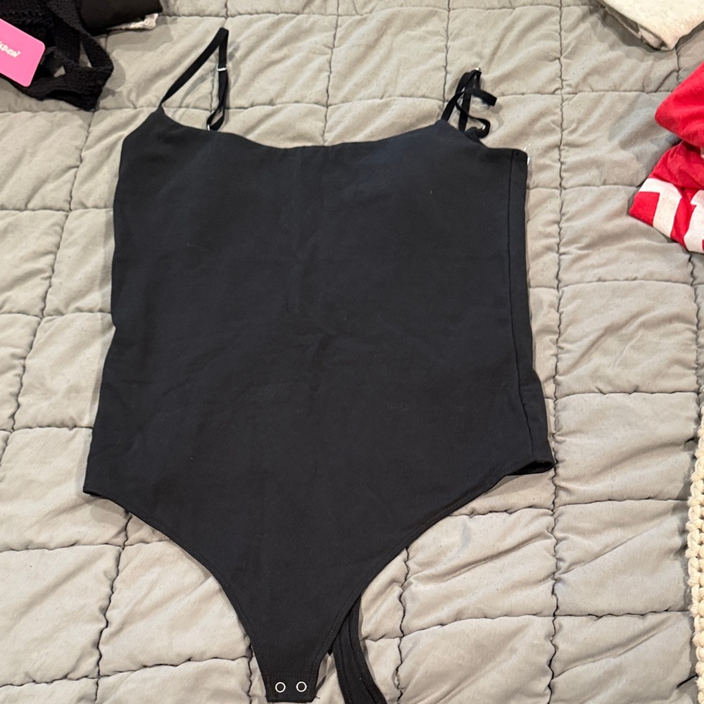 Abercrombie spaghetti strap bodysuit with built in bra